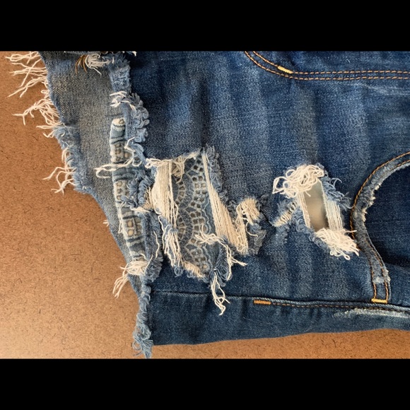 American Eagle Jean Shorts with Lace Pocket - Picture 2 of 4